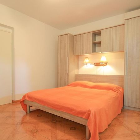 Viviana Damir A2 Apartman Novigrad Istria Kültér fotó
